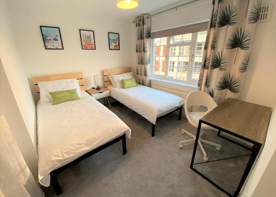 Appartement Redhill Town Centre 3 Bed House Near Gatwick Airport, Easy Commute To London Extérieur photo